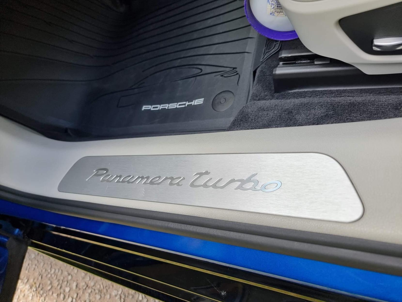 Porsche Panamera 4.0T V8 Turbo Saloon 5dr Petrol PDK 4WD Euro 6 (s/s) (550 ps)